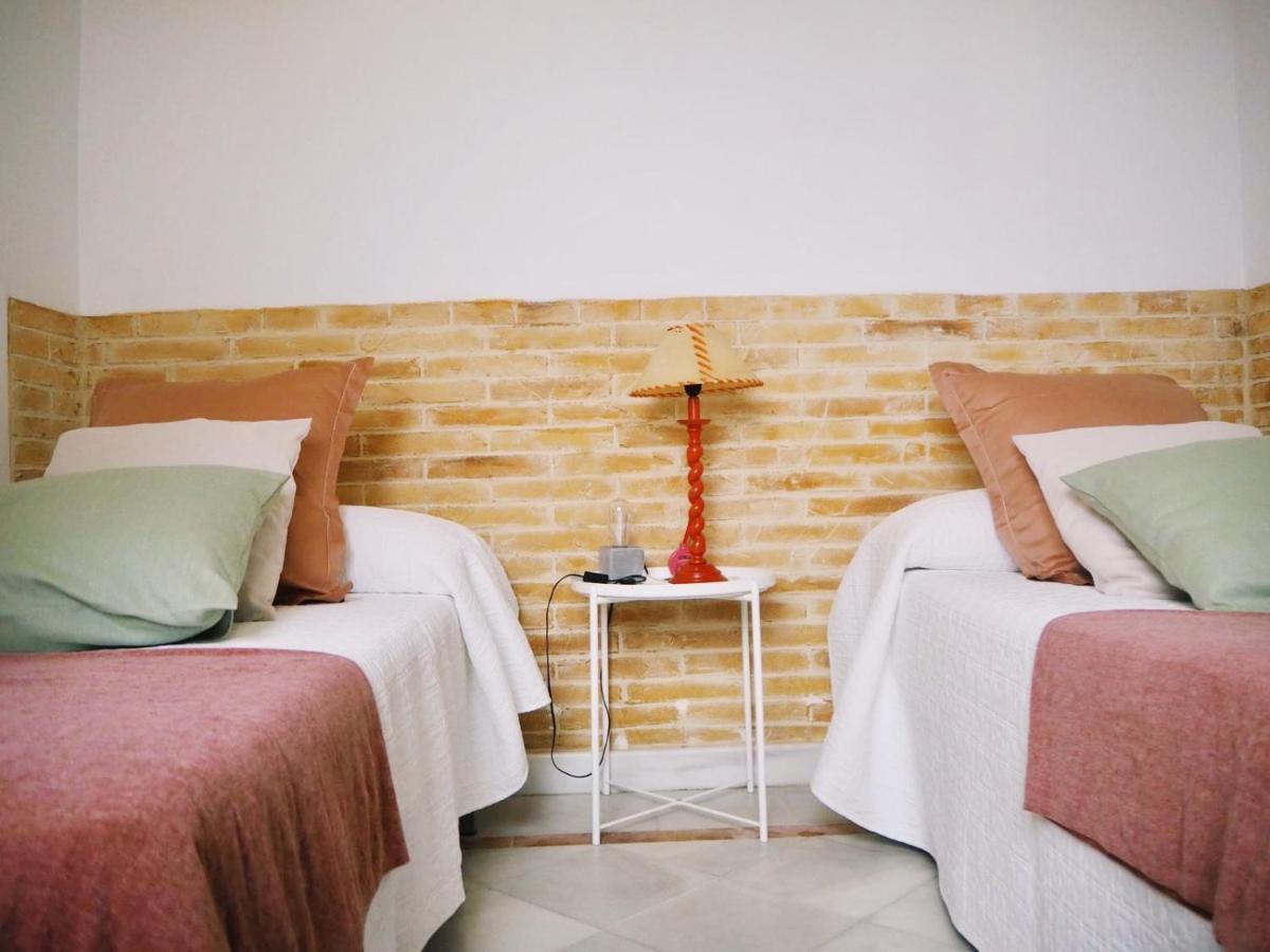 Carmona Center Apartment Bagian luar foto