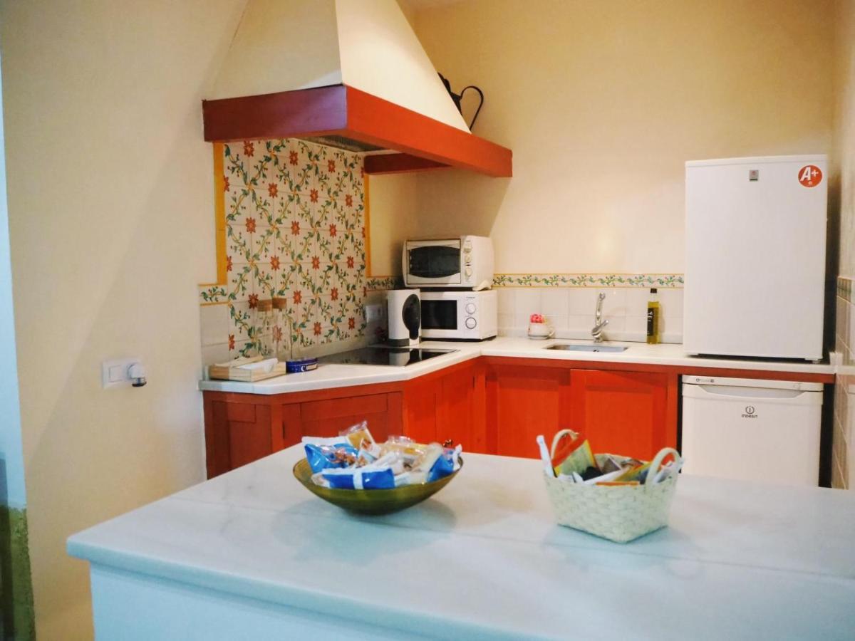 Carmona Center Apartment Bagian luar foto